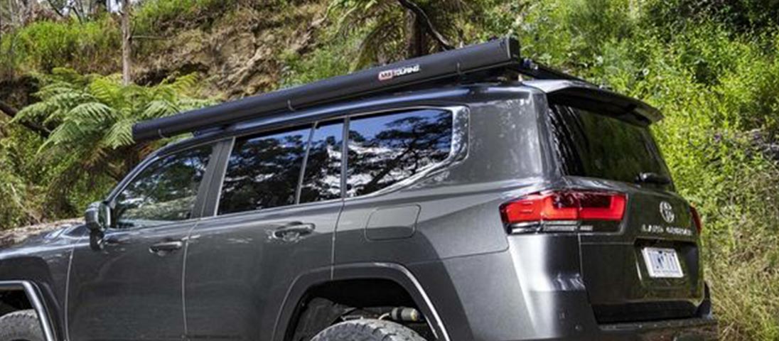 -    Land Cruiser 300